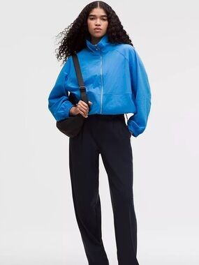 Lululemon Ultralight WovenAir Jacket Tropical Sky